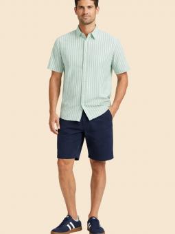 Bermudas de lino frescas